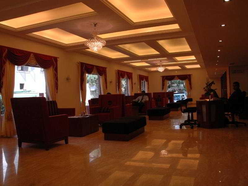 Hotel Juhu Plaza Mumbai Interior photo